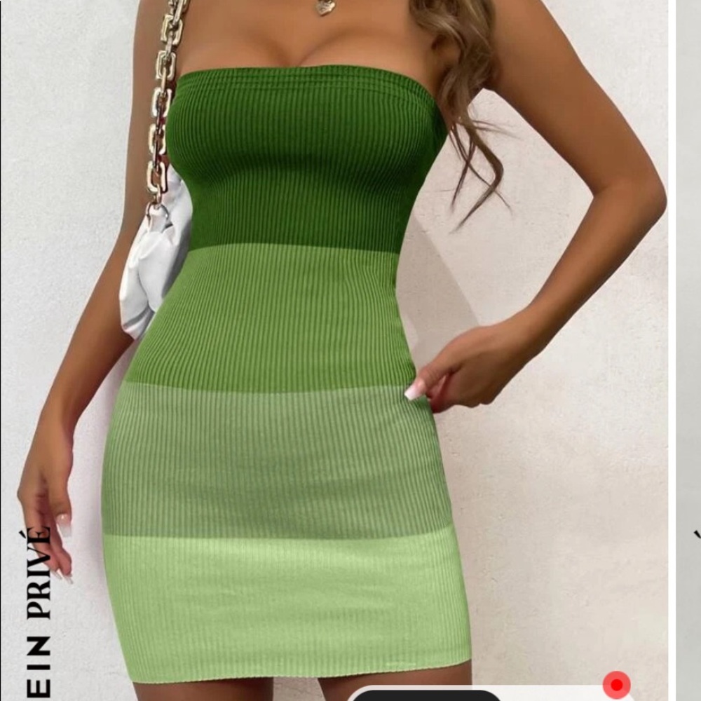 Green mini dress - Picture 2 of 2